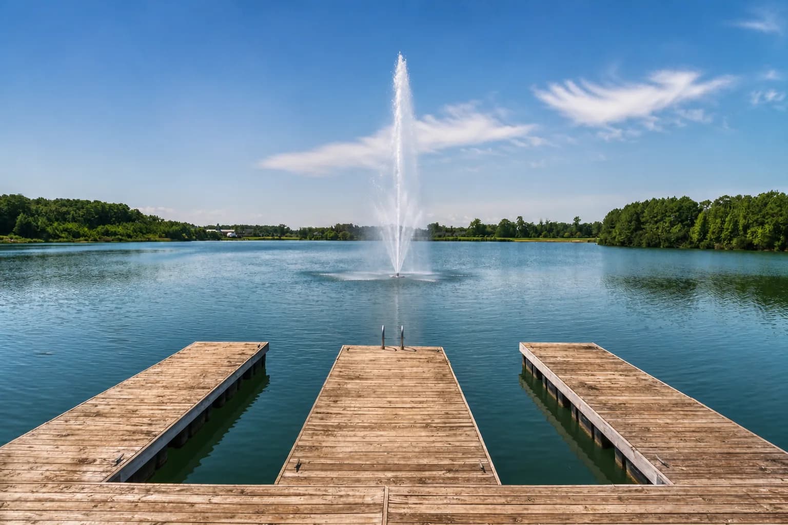 Waterfront homes at Harbour View, Suffolk, Virginia