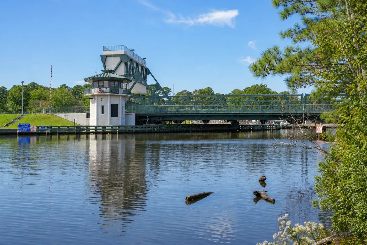 Established residential neighborhood in Great Bridge, Hampton Roads