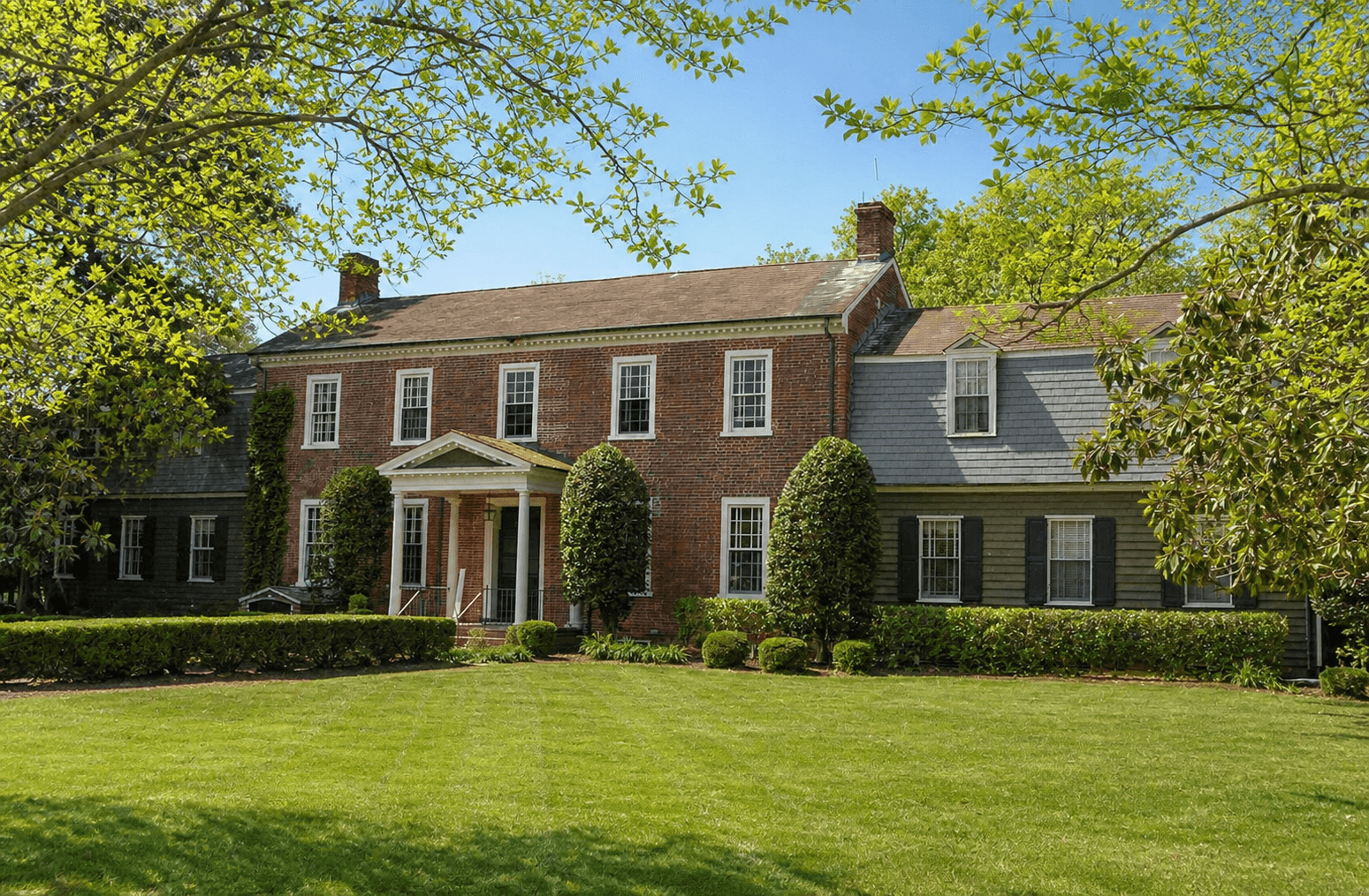 Tree-lined residential street in Great Neck, Virginia Beach
